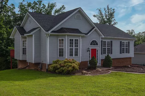 7194 British Rd, Ooltewah, TN 37363