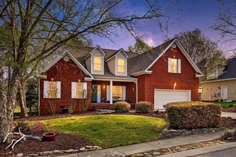 8629 Pershing Rd, Chattanooga, TN 37421