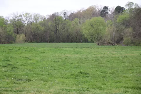 8 38 Acres Campground Rd, Madisonville, TN 37354