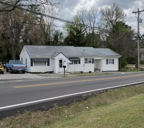 3001 Henderson Ave NW, Cleveland, TN 37312