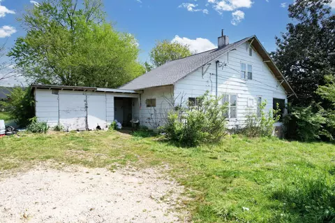 825 Benton Pike NE, Cleveland, TN 37311