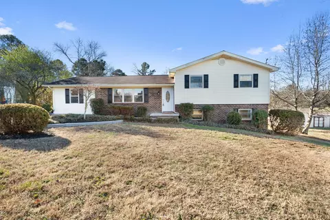 2442 SElla Dr, Cleveland, TN 37323