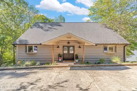 1360 Indian Shadows Dr, Ten Mile, TN 37880