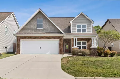 2711 Waterhaven Dr, Chattanooga, TN 37406