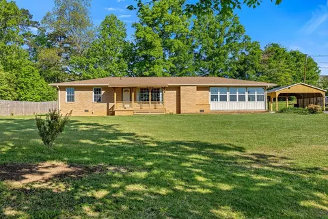 2612 Us 11, Athens, TN 37303