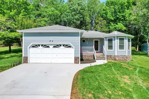 202 Ashlin Woods Dr NE, Cleveland, TN 37312
