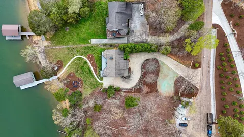 302 Key Cove Rd, Spring City, TN 37381