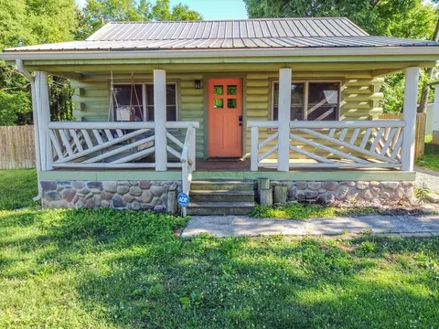 909 W Morris St, Sweetwater, TN 37874