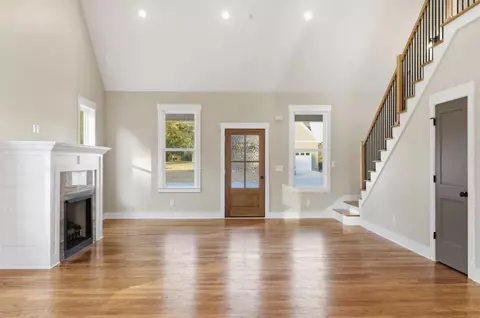 Living - 125 Mila Mae, Ocoee, TN 37361 photo 2 of 3