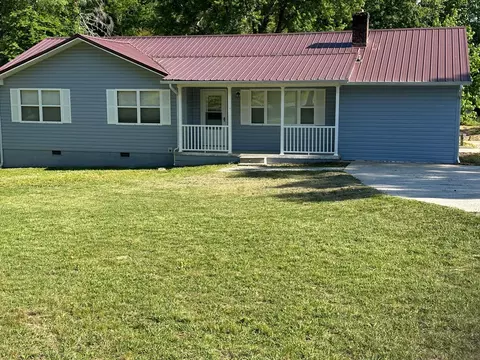 8790 Back Valley Rd, Evensville, TN 37332