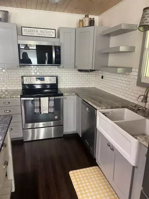 Kitchen - 102 Lexie Ln, Ocoee, TN 37361 photo 1 of 3