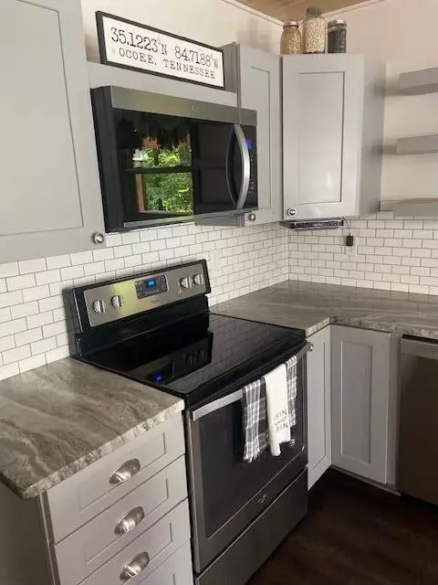 Kitchen - 102 Lexie Ln, Ocoee, TN 37361 photo 3 of 3