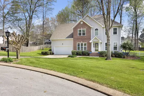 10008 Larkspur Dr, Ooltewah, TN 37363