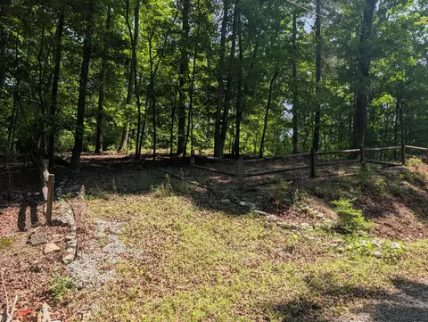 190 Fawnwood Dr, Spring City, TN 37381