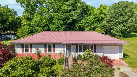 2414 Howell St SE, Cleveland, TN 37323