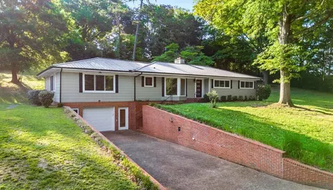 2502 Elm Dr NE, Cleveland, TN 37312
