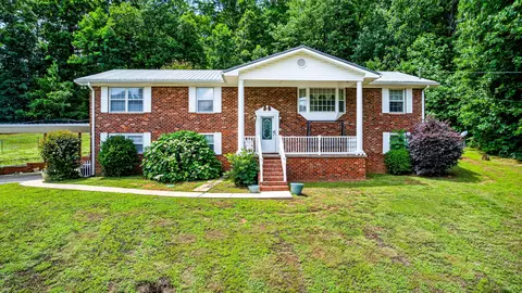 5033 Frontage Rd NW, Cleveland, TN 37312