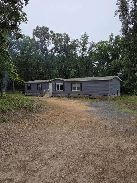 631 Shahan Ln, Birchwood, TN 37308