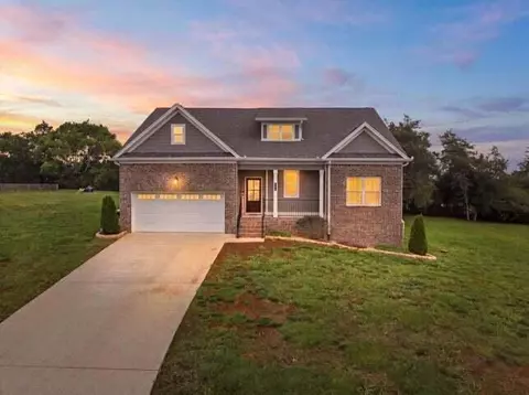 147 Carolina Dr NE, Cleveland, TN 37312