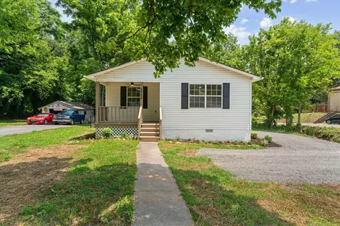 8956 Hiwassee St NE, Charleston, TN 37310