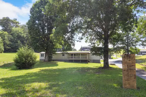 7215 Spooky Ln, Ooltewah, TN 37363