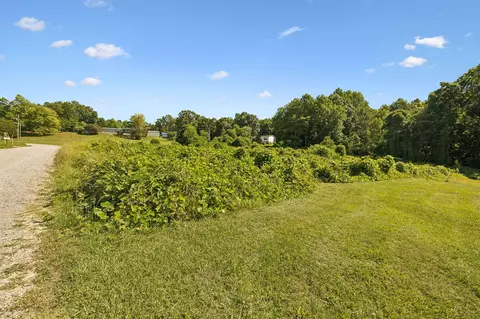 140 Scenic View Ln, Madisonville, TN 37354
