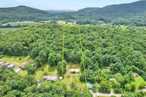 1241 Upper Cove Rd, Dayton, TN 37321