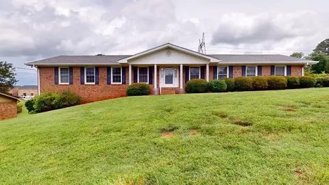 3955 Bow St NE, Cleveland, TN 37312