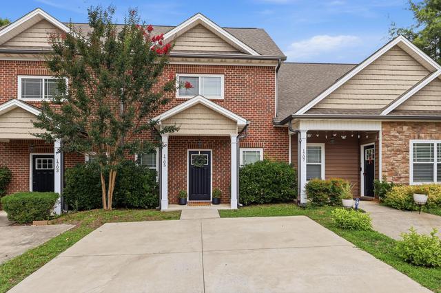 1705 New Castle Dr NE, Cleveland, TN 37312