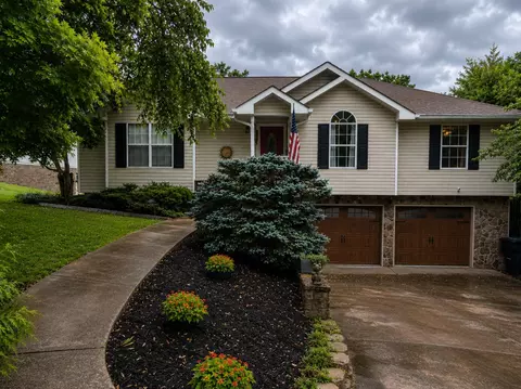 6330 Chandler Hl, Ooltewah, TN 37363