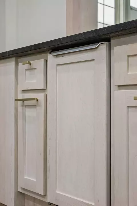 Kitchen - 10514 E Brainerd Rd, Apison, TN 37302 photo 9 of 10