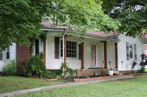 201 Emmett Ave NW, Cleveland, TN 37311