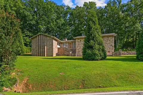 3630 Elder Mountain Rd, Chattanooga, TN 37419