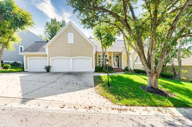 11111 W 120th Ter Overland Park Ks 66213 33 Photos Mls 2246540 Movoto