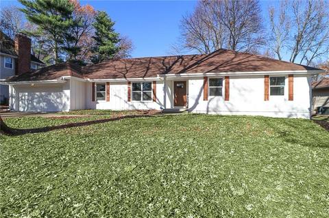 Country Club Gardens Blue Springs Real Estate | Homes for Sale in