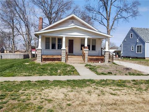 92 Ottawa Homes For Sale Ottawa Ks Real Estate Movoto