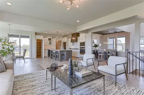 24331 W 126th Ter, Olathe, KS 66061
