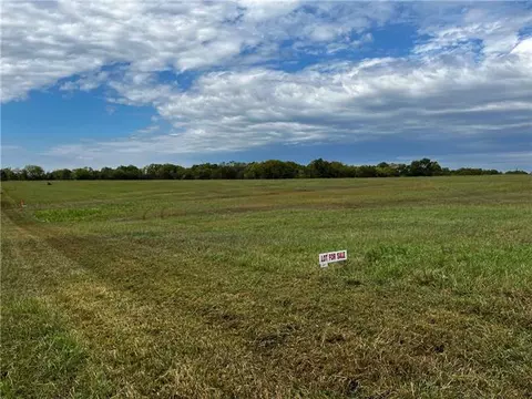 Ferguson Road, Ozawkie, KS 66070