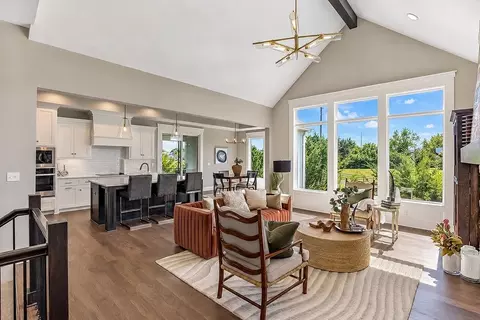 24625 W 126th Ter, Olathe, KS 66061