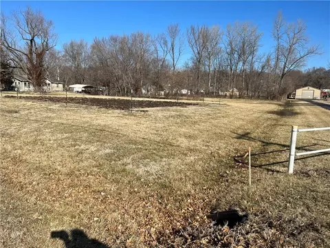 18710 E Truman Rd, Independence, MO 64056 photo 5