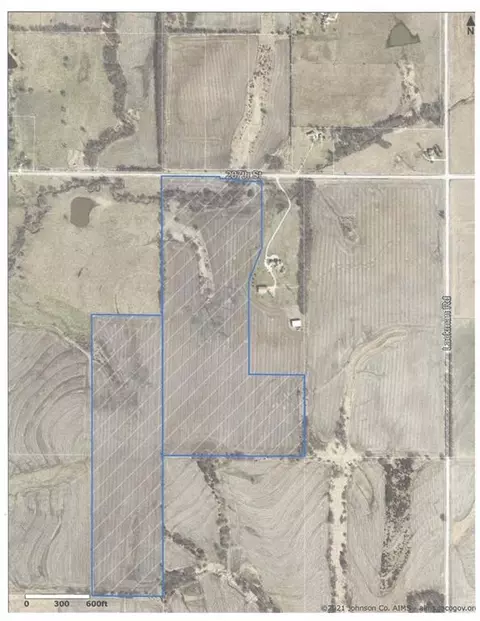 207 Th Rd, Spring Hill, KS 66083