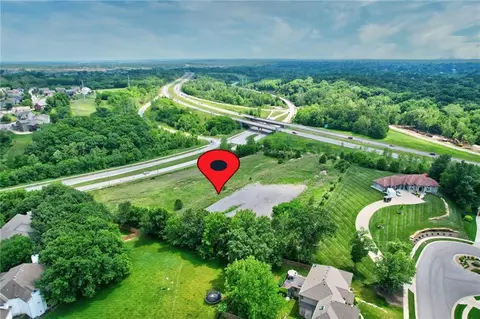 152 Hwy Maplewoods Pkwy St, Kansas City, MO 64155
