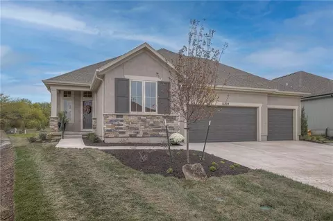 12204 W 138th Pl, Overland Park, KS 66221