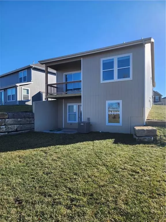 1737 Elderberry Ln, Ottawa, KS 66067 26 Photos Movoto