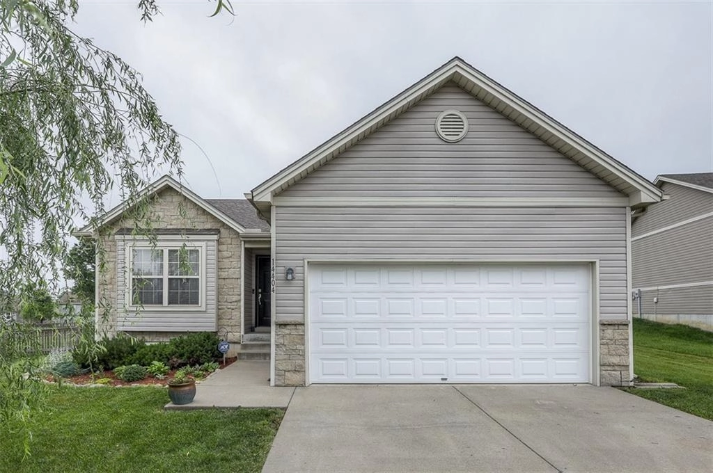 14404 Eastern Ct  