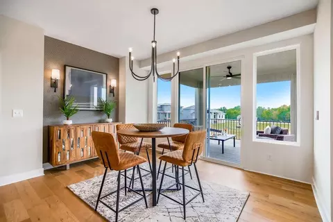 16751 S Hall St, Olathe, KS 66062
