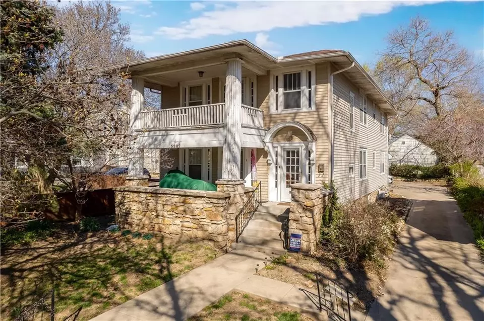 5907 Rockhill Rd, Kansas City, MO 64110 25 Photos Movoto