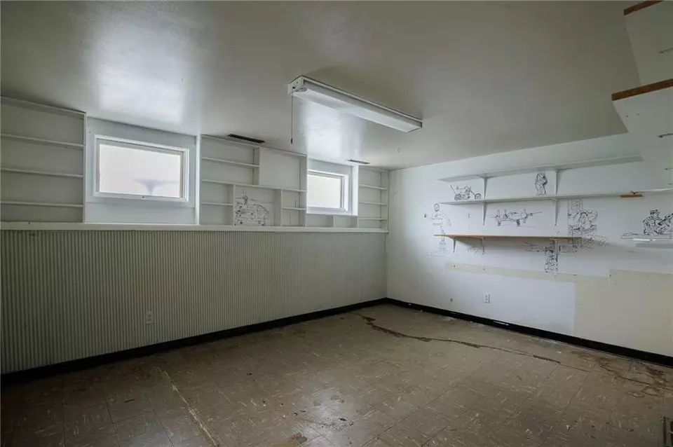 5328 N Smalley Ave, Kansas City, MO 64119 24 Photos Movoto