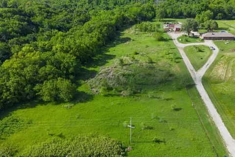 00000 Hatchell Rd, Tonganoxie, KS 66086
