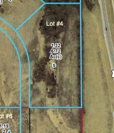 5415 N Pointe Dr, Saint Joseph, MO 64506
